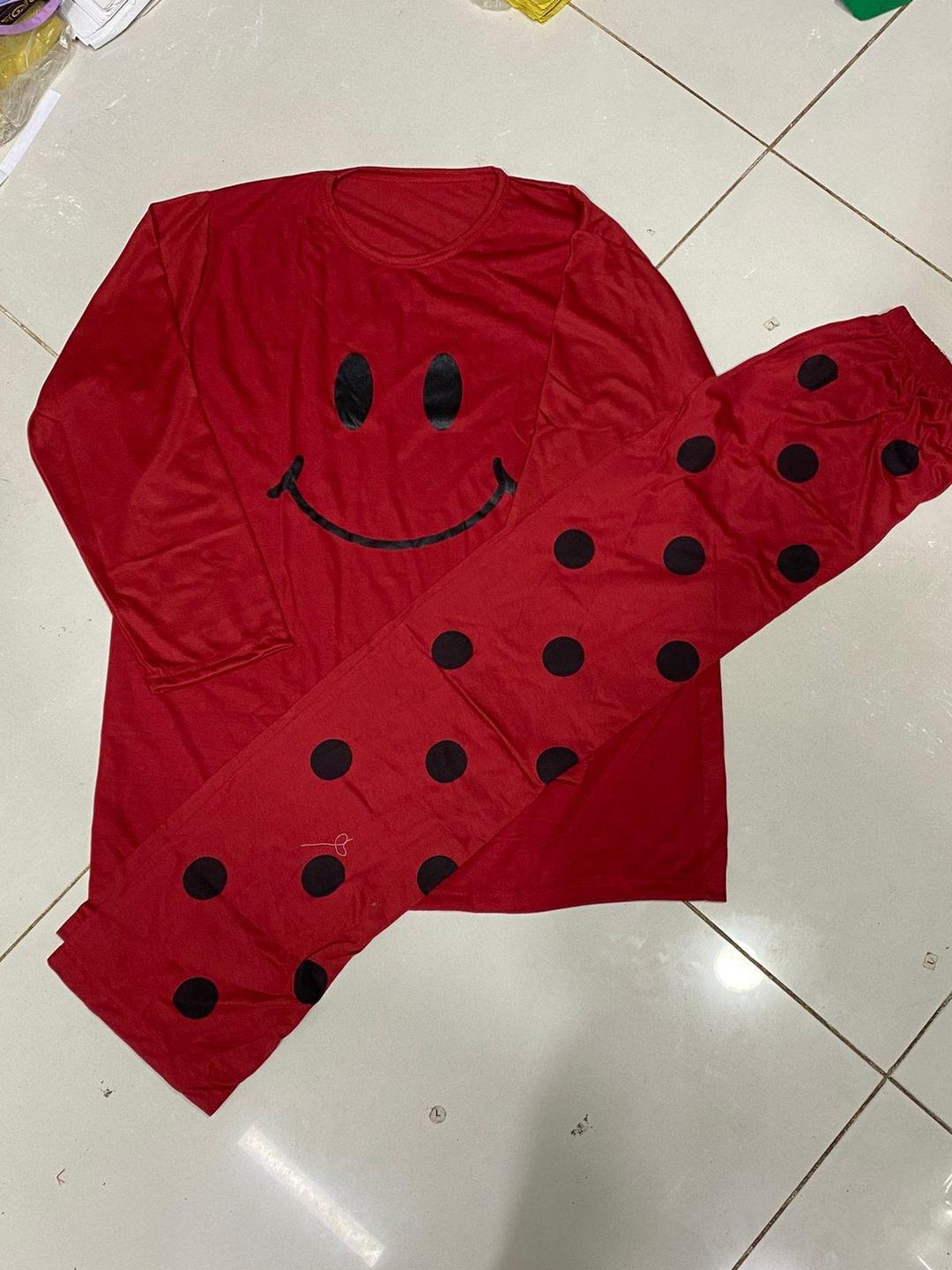 2 pcs nightwear set with round neck shirt and trouser
