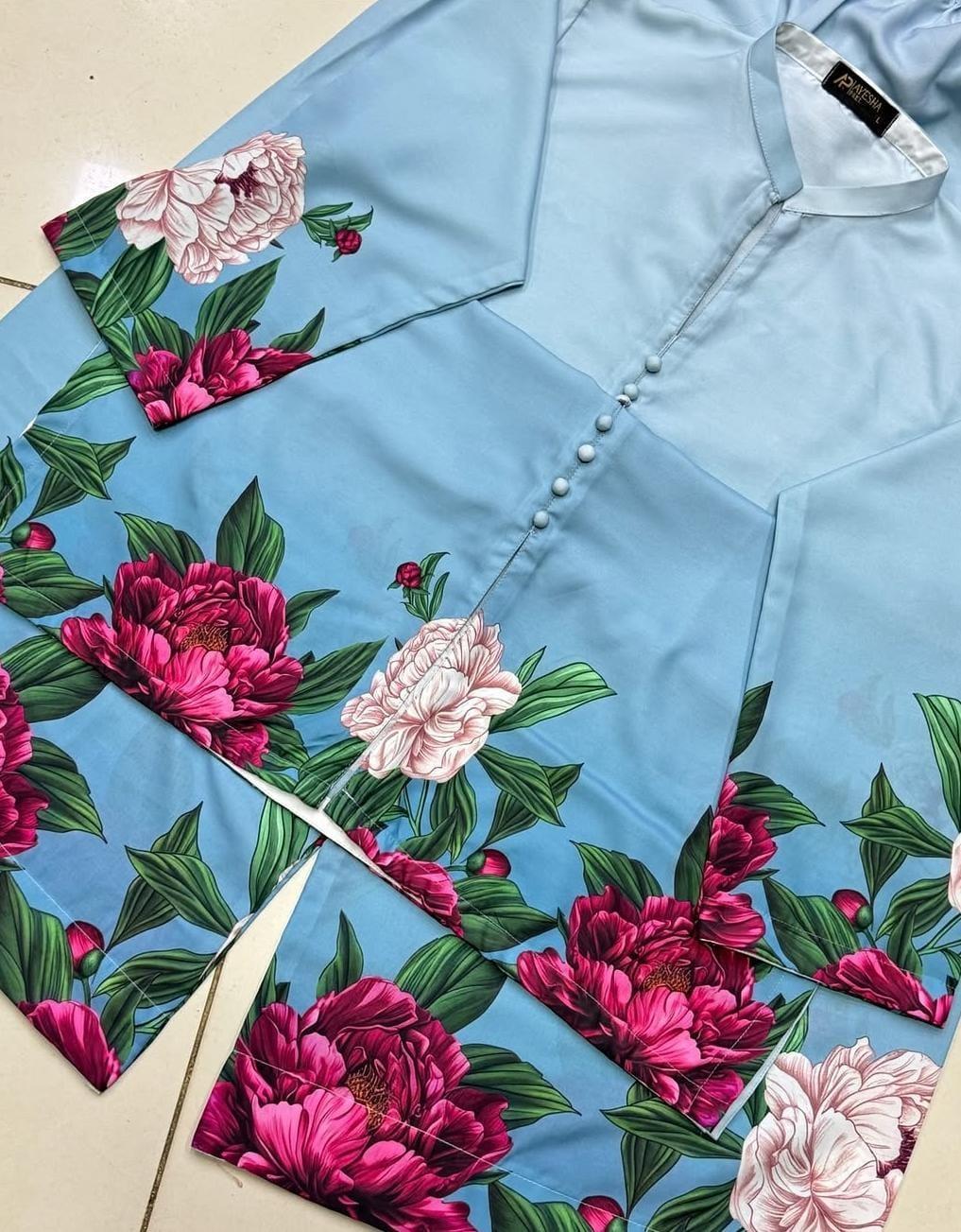 Stylish Shamoz Silk printed shirt and trouser set for women