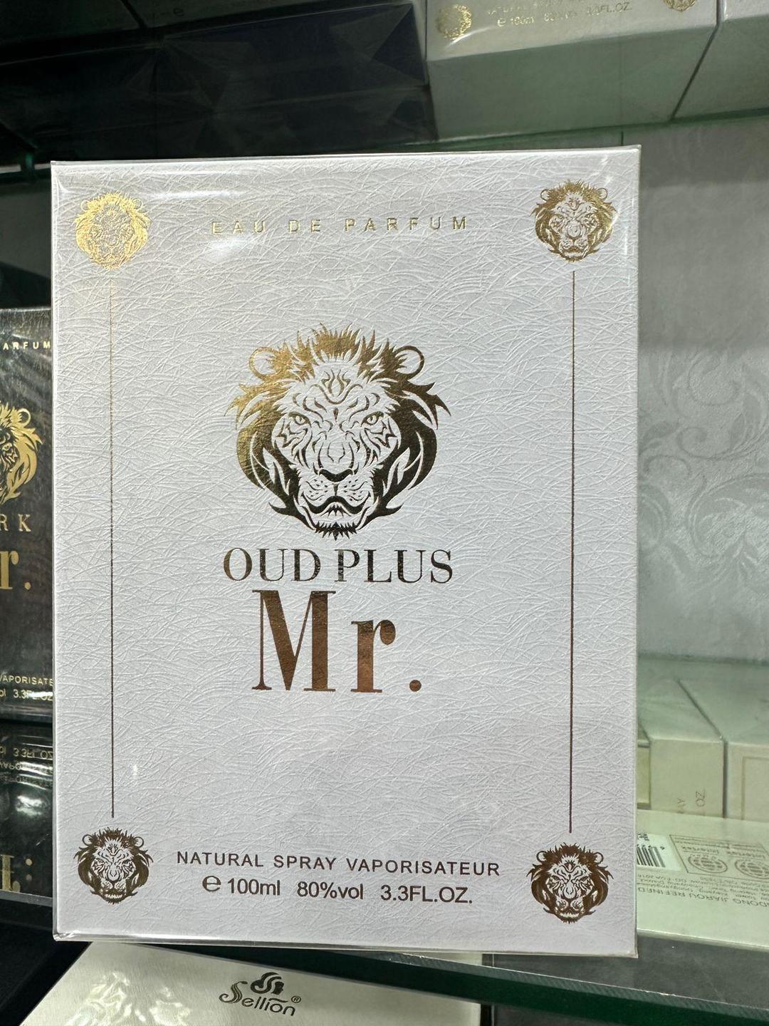 Lifestyle Image – Men Wearing Oud Perfume