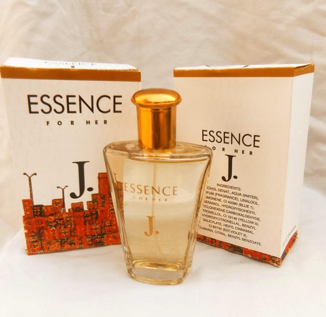 Packaging and box for Refreshing Floral Perfume 100ml – gift ready